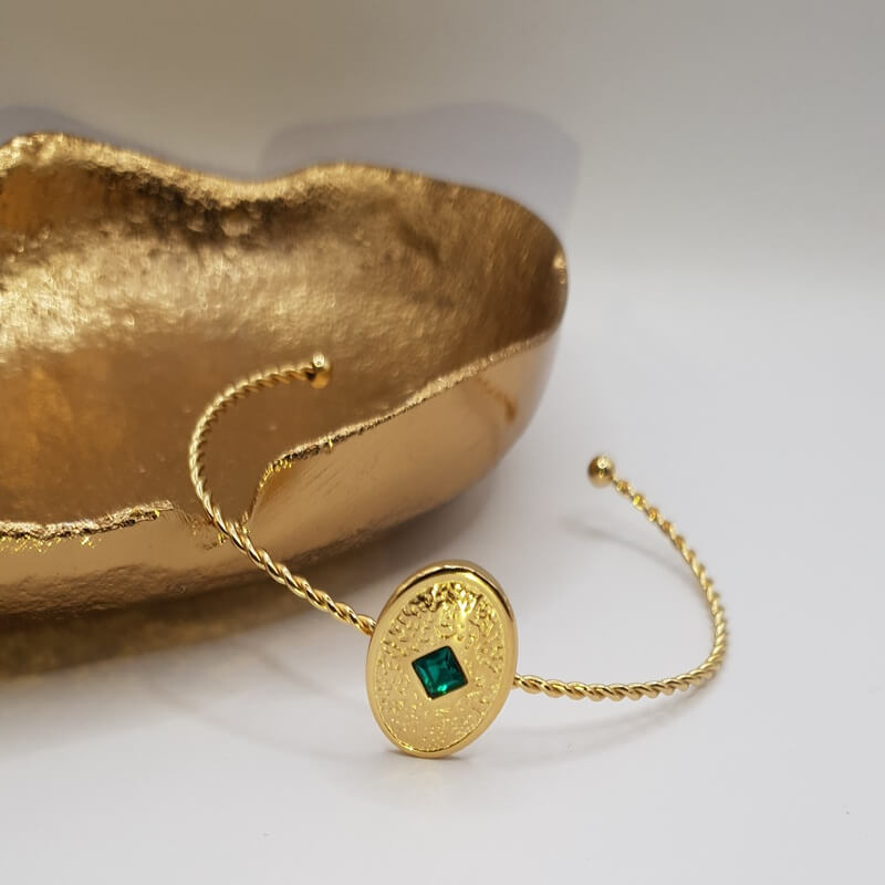 Dogu Cuff green gold