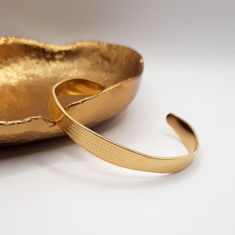 Luca Cuff gold