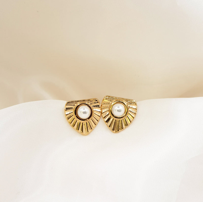 Paloma Stud Earrings gold