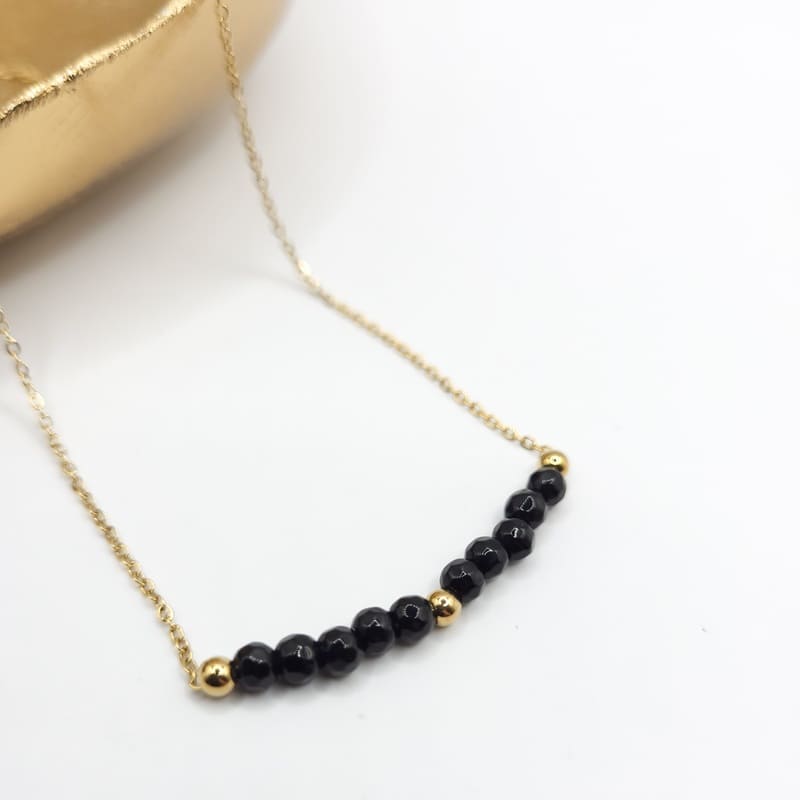 Erin Black Necklace gold