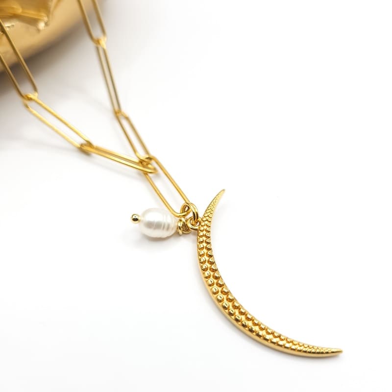 Hanging Moon Necklace gold