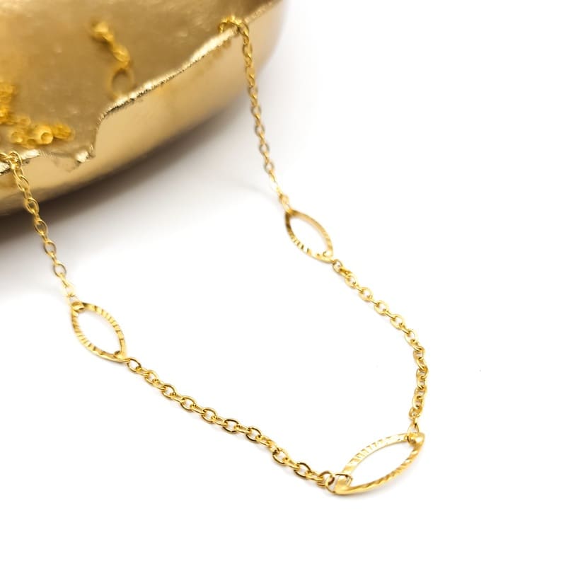 Wide Circle Necklace gold
