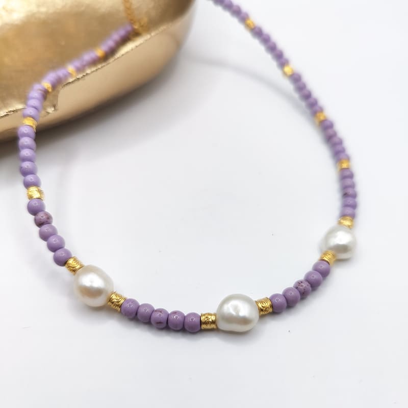 Eliette Lilac Necklace